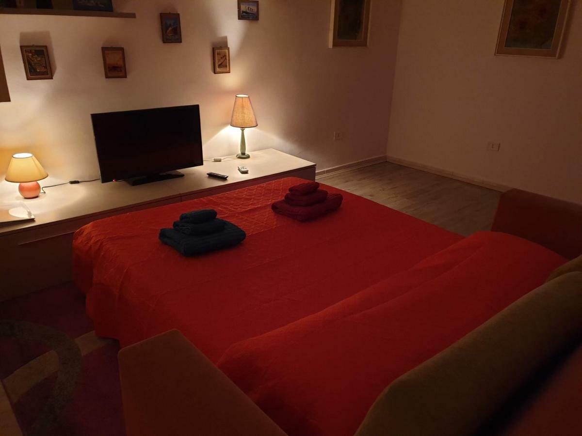Casa Vacanze Porta Garibaldi CTA Exteriör bild